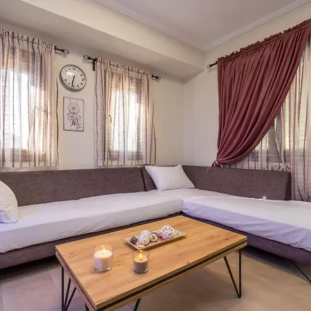 νεφέλη: ολόκληρο σπίτι για αξέχαστες διακοπές στη σιβηρή Siviri