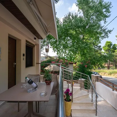 νεφέλη-σπίτι ολόκληρο για αξέχαστες διακοπές στην σιβηρη