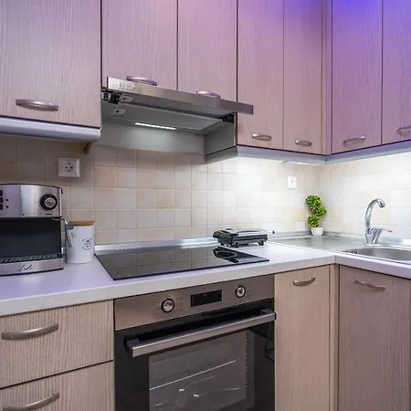 Apartamento νεφέλη-σπίτι ολόκληρο για αξέχαστες διακοπές στην σιβηρη *