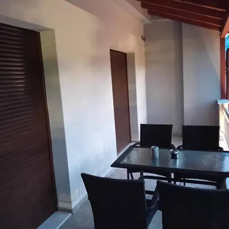 ξενωνας κάρμα Tatil Evi