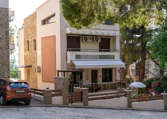 νεφέλη-σπίτι ολόκληρο για αξέχαστες διακοπές στην σιβηρη