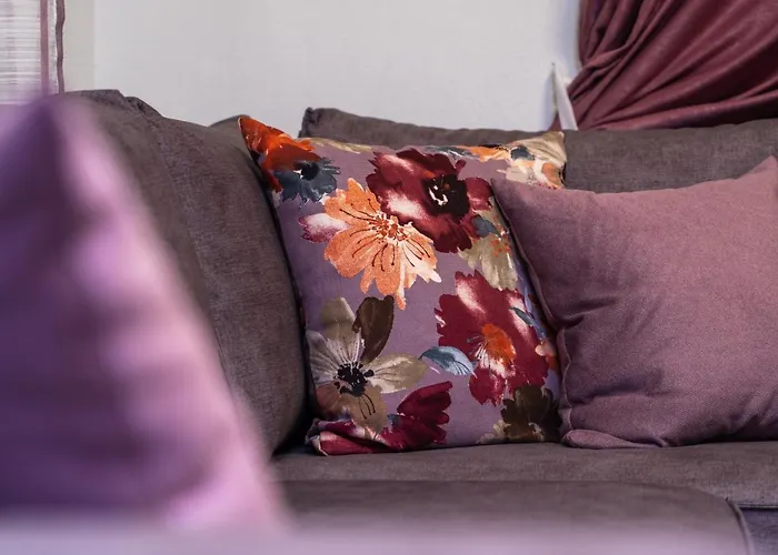 νεφέλη-σπίτι ολόκληρο για αξέχαστες διακοπές στην σιβηρη *